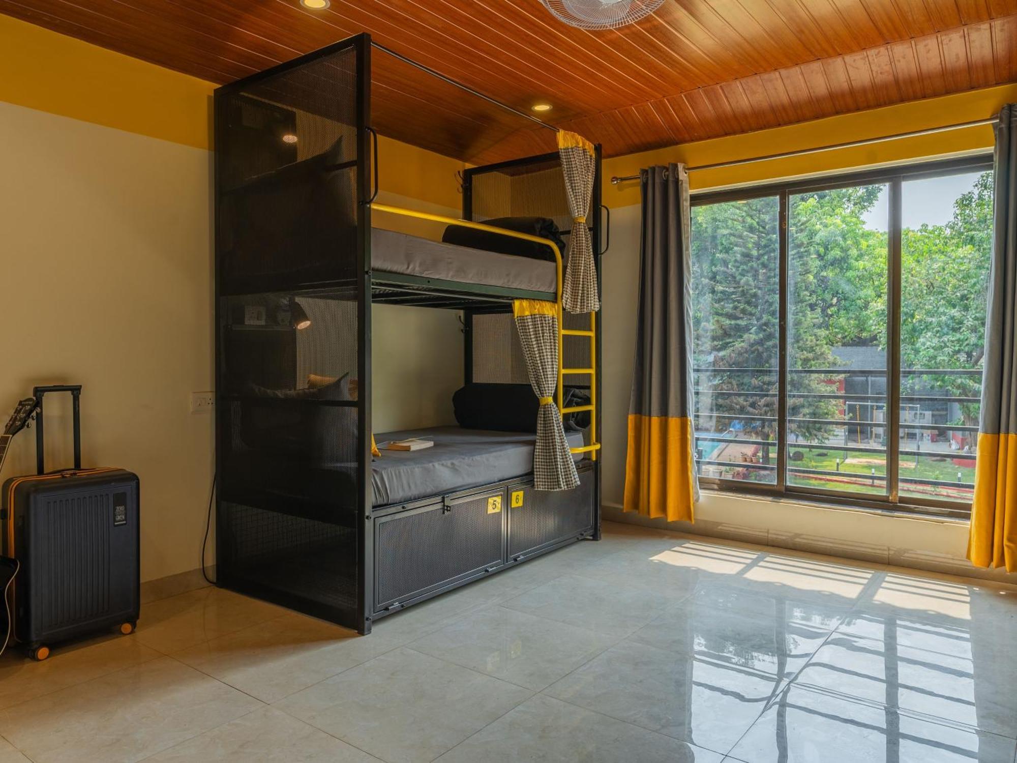 The Hosteller Lonavala, City Centre 외부 사진